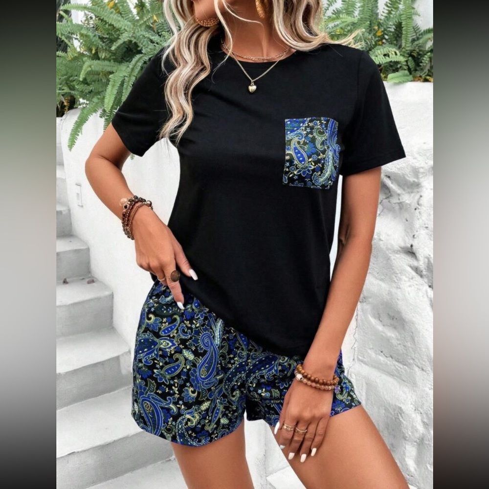 SHEIN Paisley Print Patch Pocket Tee and Short Set - Picture 2 of 7